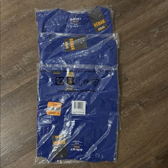 Ariat Men's Vibrant Blue Short Sleeve Tee - Picture 10 of 10